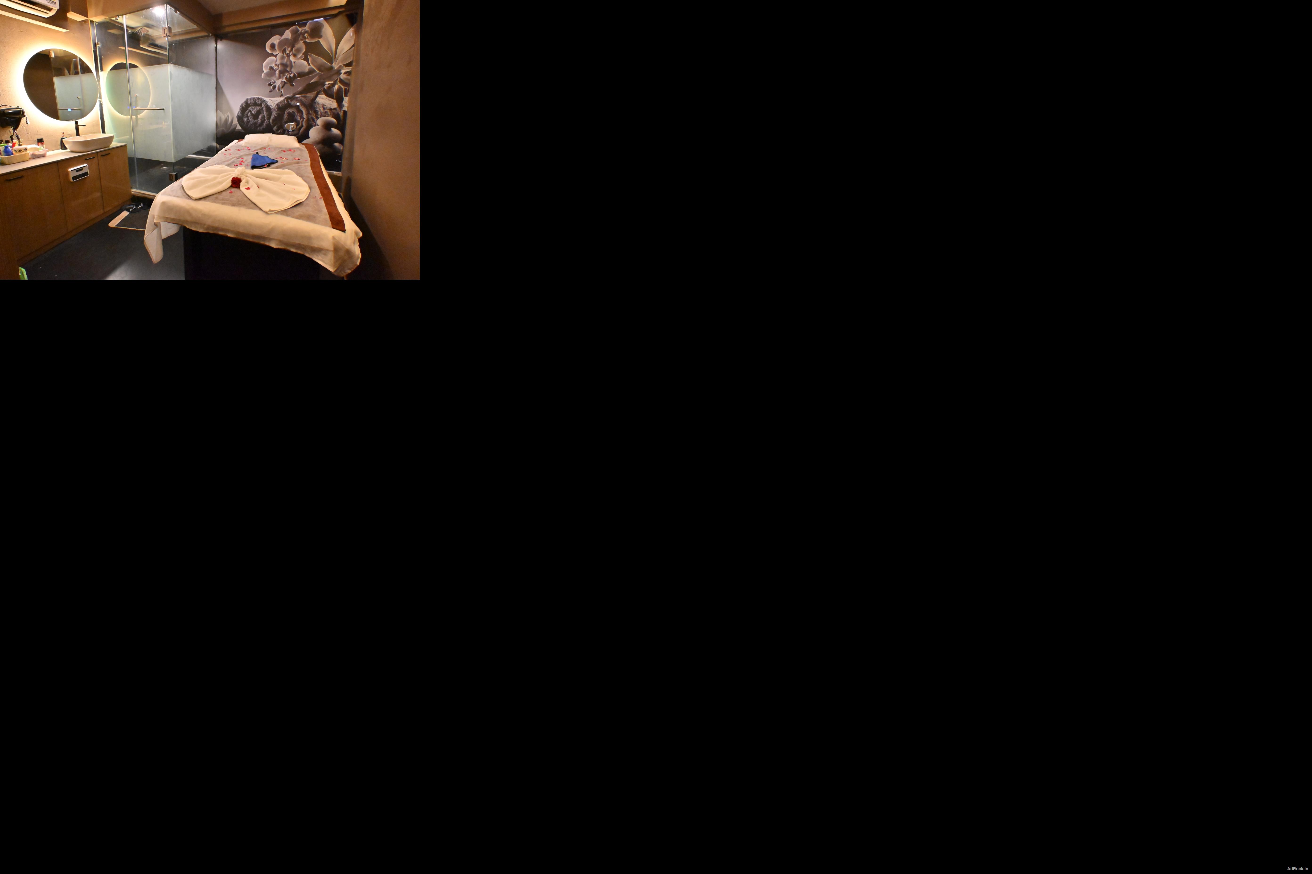 Spa Cave Chembur Quality service